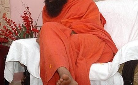 कोर्ट की फटकार पर भी नहीं रुके रामदेव: शरबत जिहाद वीडियो पर फिर दिखा 'असहयोग', हाईकोर्ट ने भेजा अवमानना नोटिस