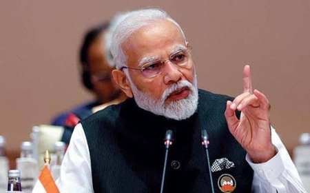 PM मोदी बोले- “नींद उड़ाने वाला प्रोग्राम”, केरल CM और थरूर के साथ मंच साझा कर दिया बड़ा संदेश!