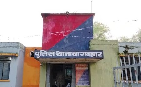 रौंगटे खड़े कर देने वाला कांड: 15 साल की बेटी ने पिता की तांगी से हत्या की, पुलिस जांच में जुटी