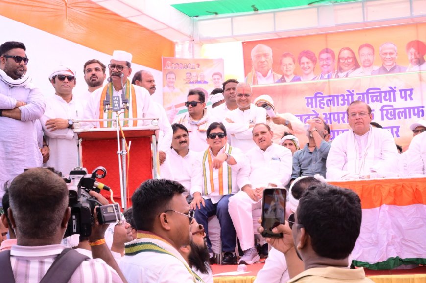 अपराधगढ़ बना छत्तीसगढ़—कांग्रेस का उग्र प्रदर्शन, सरकार पर बरसे नेता"