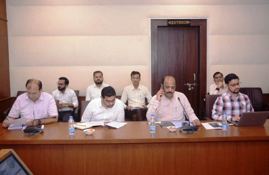 छत्तीसगढ़ की सड़कों पर दौड़ेंगी 240 ई-बसें, हरियाली की ओर बढ़ा राज्य का कदम"