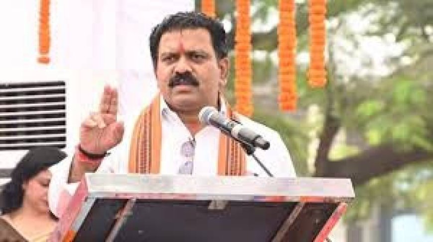 पाकिस्तान से आए सिंधी समाज के लोगों की मुश्किलें बढ़ी गृह मंत्री विजय शर्मा ने कहां भारत छोड़ो..होगी दंडात्मक कार्रवाई