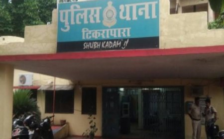शराब पीने से रोका तो घर जलाने पहुंच गए दबंग! बाप-बेटे को घसीटकर पीटा, दरवाजे पर पेट्रोल छिड़का