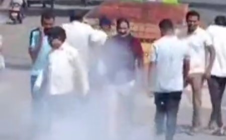 शहीद की शहादत पर फूटा गुस्सा: पाकिस्तान पर कहर बनकर टूटने की मांग, छत्तीसगढ़ में गूंजा बदला लो का स्वर