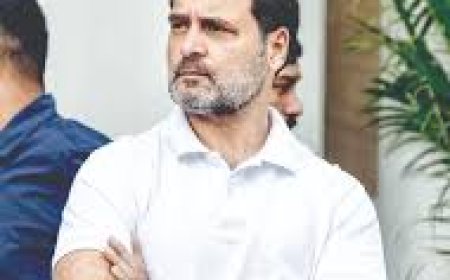 राहुल गांधी का अचानक छात्रावास दौरा, पुलिस ने रोका रास्ता