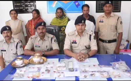 पूजा-पाठ के नाम पर ठगी करने वाले गिरोह का भंडाफोड़, लाखों के जेवर और नकदी बरामद