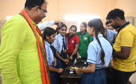स्वास्थ्य मंत्री श्याम बिहारी जायसवाल ने किड्स समर कैम्प व नवप्रेरणा कोचिंग का किया शुभारम्भ