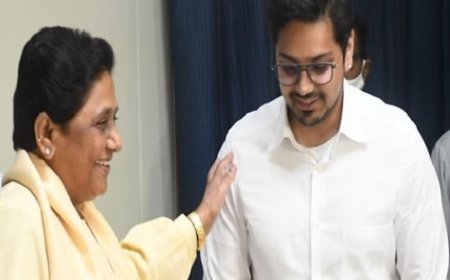 17 माह में तीसरी बार मायावती ने आकाश आनंद को बनाया BSP का राष्ट्रीय संयोजक बहुजन समाज पार्टी में फिर से परिवार को दी अहम जिम्मेदारी
