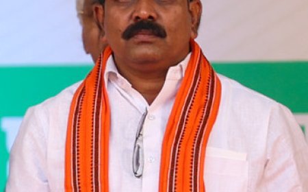 सरकार का सख्त रुख: नक्सलियों से नहीं होगी बातचीत, खात्मे तक चलेगा ऑपरेशन – गृह मंत्री विजय शर्मा