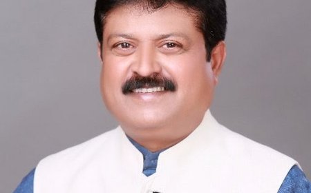 नक्सलवाद पर कांग्रेस के बयानों को लेकर भाजपा का हमला: संजय श्रीवास्तव ने कांग्रेस पर लगाए गंभीर आरोप