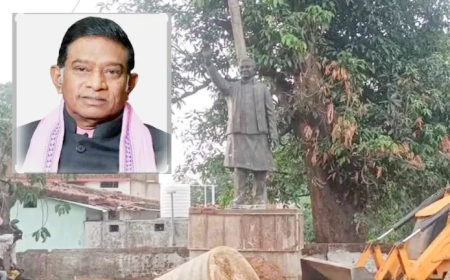 गौरेला में जोगी की मूर्ति पर संग्राम: अमित बोले- "बाप हटेगा नहीं, बेटा हट जाएगा" BJP की मंशा डॉ. मुखर्जी की प्रतिमा लगाने की, जोगी कांग्रेस