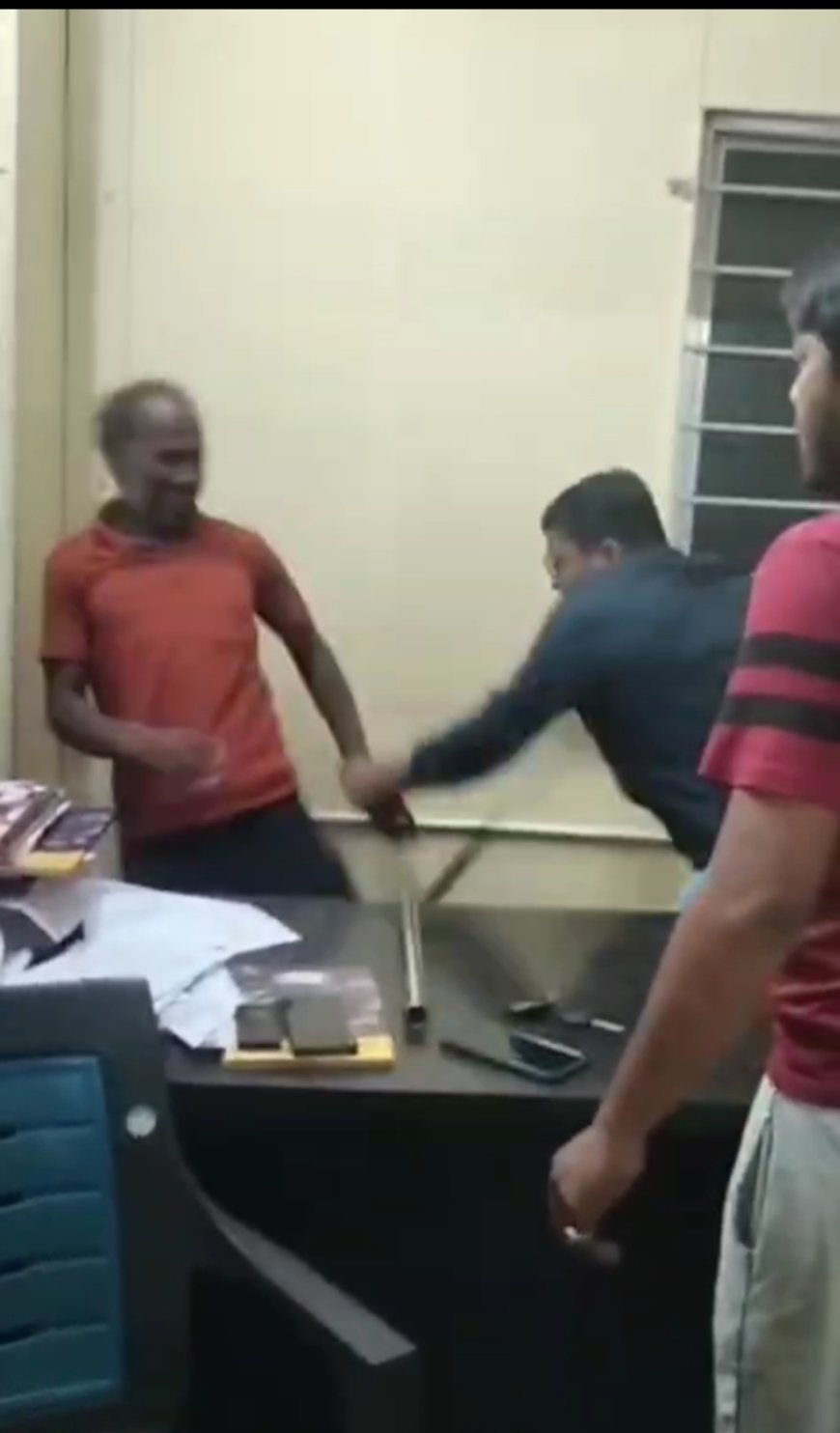 सड़क निर्माण में विवाद, कर्मचारियों में मारपीट – ग्रामीणों ने की शिकायत