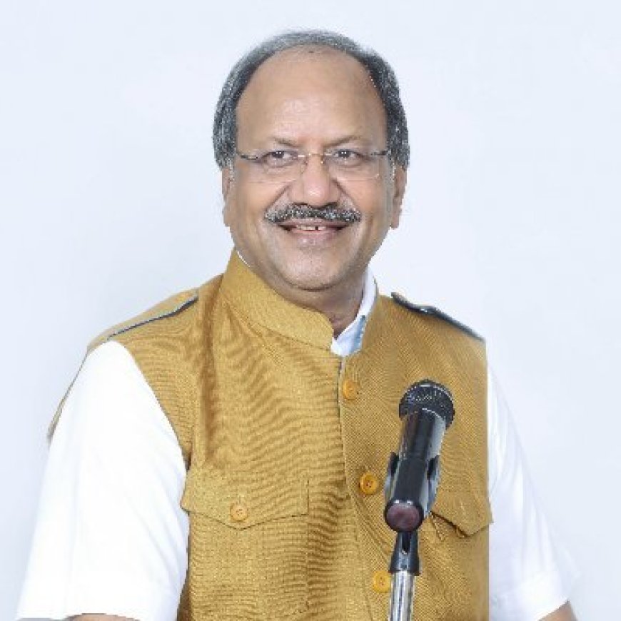 रायपुर सांसद बृजमोहन अग्रवाल अपनी ही सरकार को कटघरे में खड़ा कर रहे हैं..