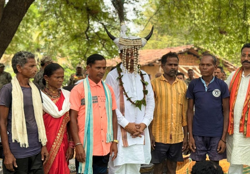 विष्णु देव साय पहुंचे दंतेवाड़ा जिले के ग्राम मुलेर : छत्तीसगढ़ के अंतिम छोर पर पहुंचा सुशासन तिहार