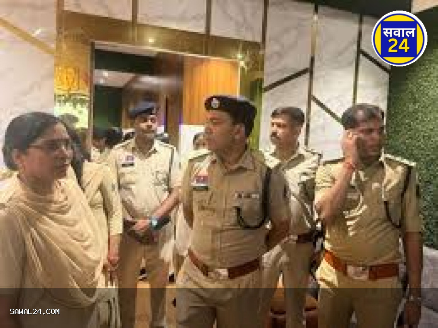 स्पा की आड़ में अश्लील धंधा: रायपुर में बड़ा खुलासा, महिला मास्टरमाइंड गिरफ्तार, हाई-प्रोफाइल क्लाइंट लिस्ट भी मिली