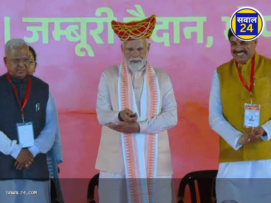 इंदौर मेट्रो में महिलाओं का पहला सफर, 6 किलोमीटर का रास्ता सिर्फ 11 मिनट में पूरा