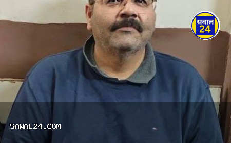 घोटाले का खेल... शराब कारोबारी विजय भाटिया ACB की गिरफ्त में, दिल्ली से पकड़ा, रायपुर कोर्ट में पेशी के बाद 7 दिन की रिमांड मांगी