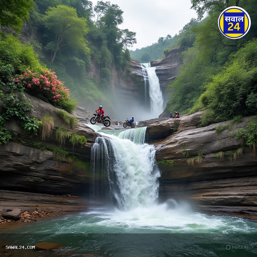 लगातार बारिश से चिंगरापगार वाटरफॉल की खूबसूरती बढ़ी, लेकिन स्टंटबाजी ने बढ़ाया खतरा — वीडियो वायरल