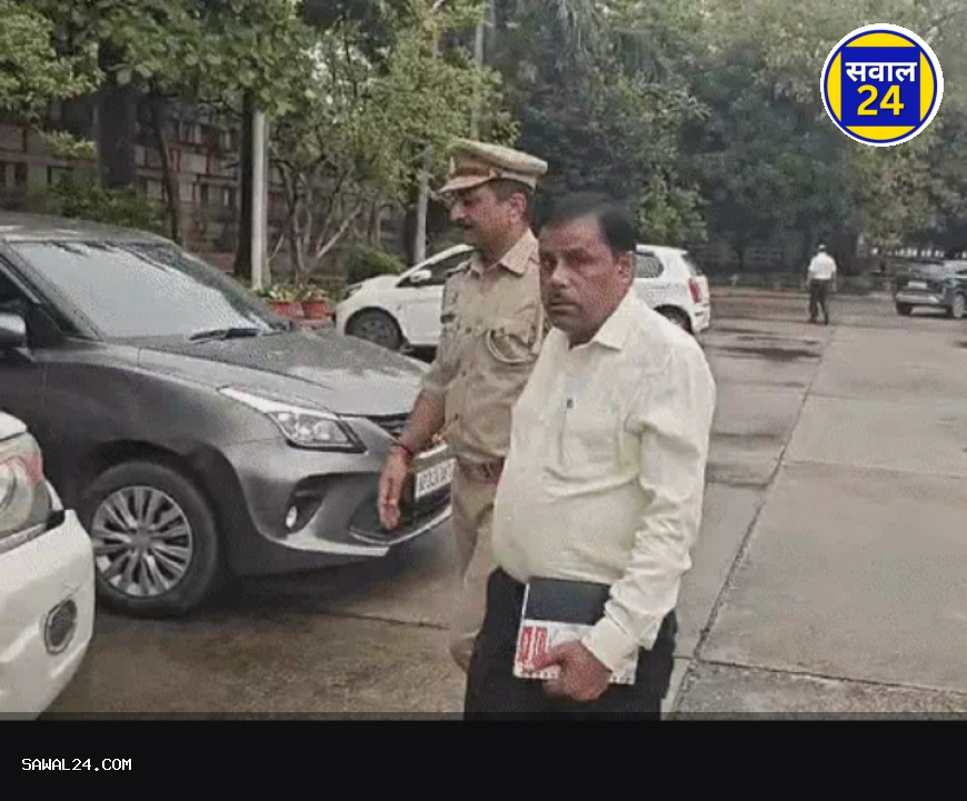 योगी सरकार में महिला सुरक्षा सर्वोपरि: मंत्री असीम अरुण ने निजी सचिव को कराया गिरफ्तार