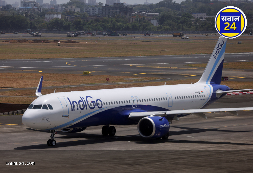 मुंबई एयरपोर्ट पर इंडिगो विमान की टेल रनवे से टकराई, सभी यात्री सुरक्षित