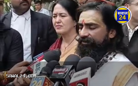 Controversy over Ganesha's   रायपुर में आपत्तिजनक गणेश मूर्तियों पर विवाद, हिन्दू संगठनों ने जताया आक्रोश