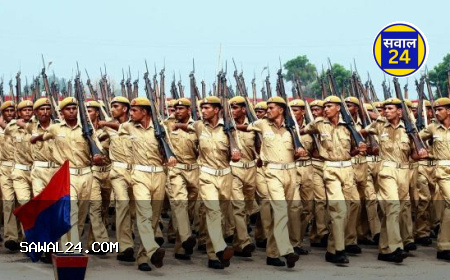 Youths' resentment over SI recruitment  छत्तीसगढ़ में एसआई भर्ती पर युवाओं की नाराजगी: आयु सीमा में कटौती से हजारों अभ्यर्थी हुए बाहर