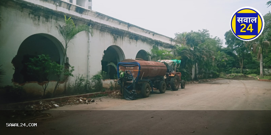 Raipur's historic Circuit House has fallen prey to corruption,रायपुर का ऐतिहासिक सर्किट हाउस बना भ्रष्टाचार का शिकार, अब खंडहर और गड्ढों में तब्दील
